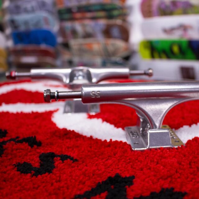 ACE Trucks are now available at CJ’s! 🛹
Check them out in-store at CJ’s SKATEPARK or online at www.cjsskatepark.com
🔥 Don’t miss out!